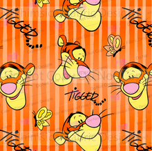 Load image into Gallery viewer, RETAIL: TEXTURED FAUX LEATHER ROLL (18" X 53" ROLL)